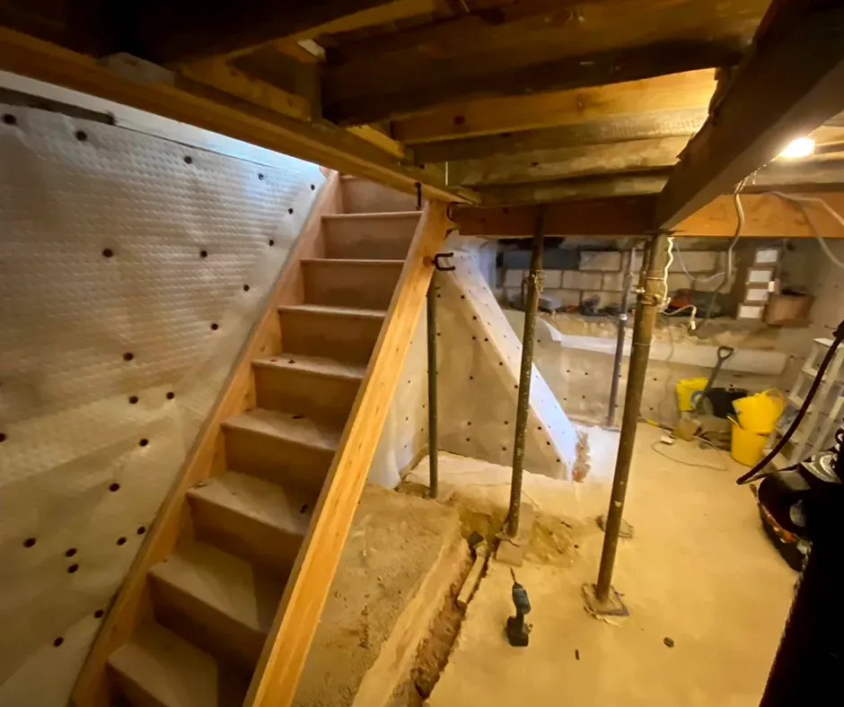 Crawl Space Moisture Barrier Installation in New Hampshire